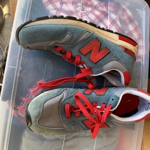 Means new balance 565